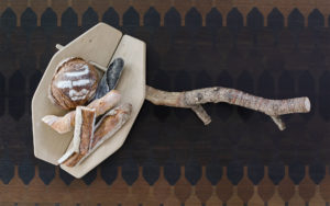 PIECES IN SITU TABLE INMYSKIN MARQUETRY WITH 11 TYPES OF NATURAL WOOD CENTERPIECE DOVE TAIL SCULPTED OAK WITH BREAD