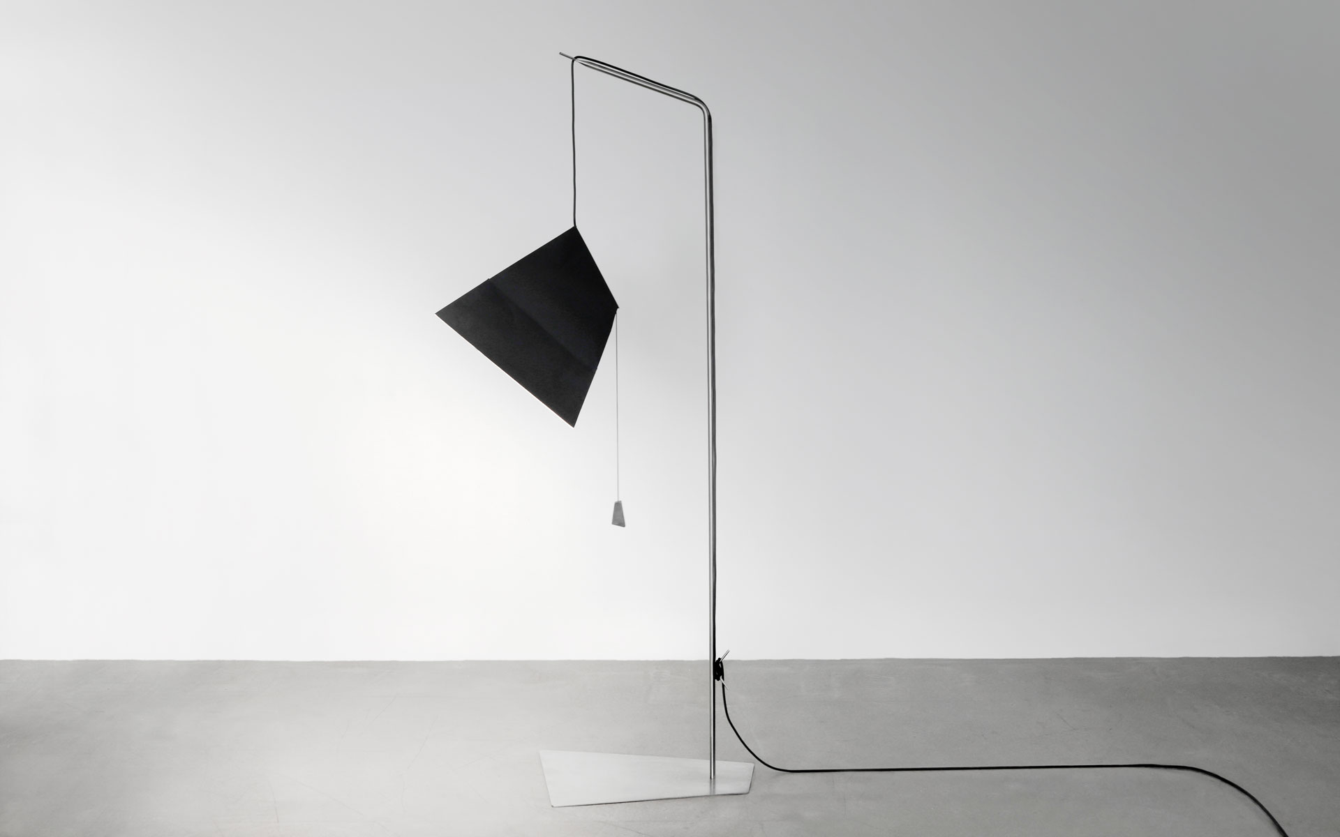 FLOOR LAMP POISE PAPER LEAD STAINLESS STEAL
